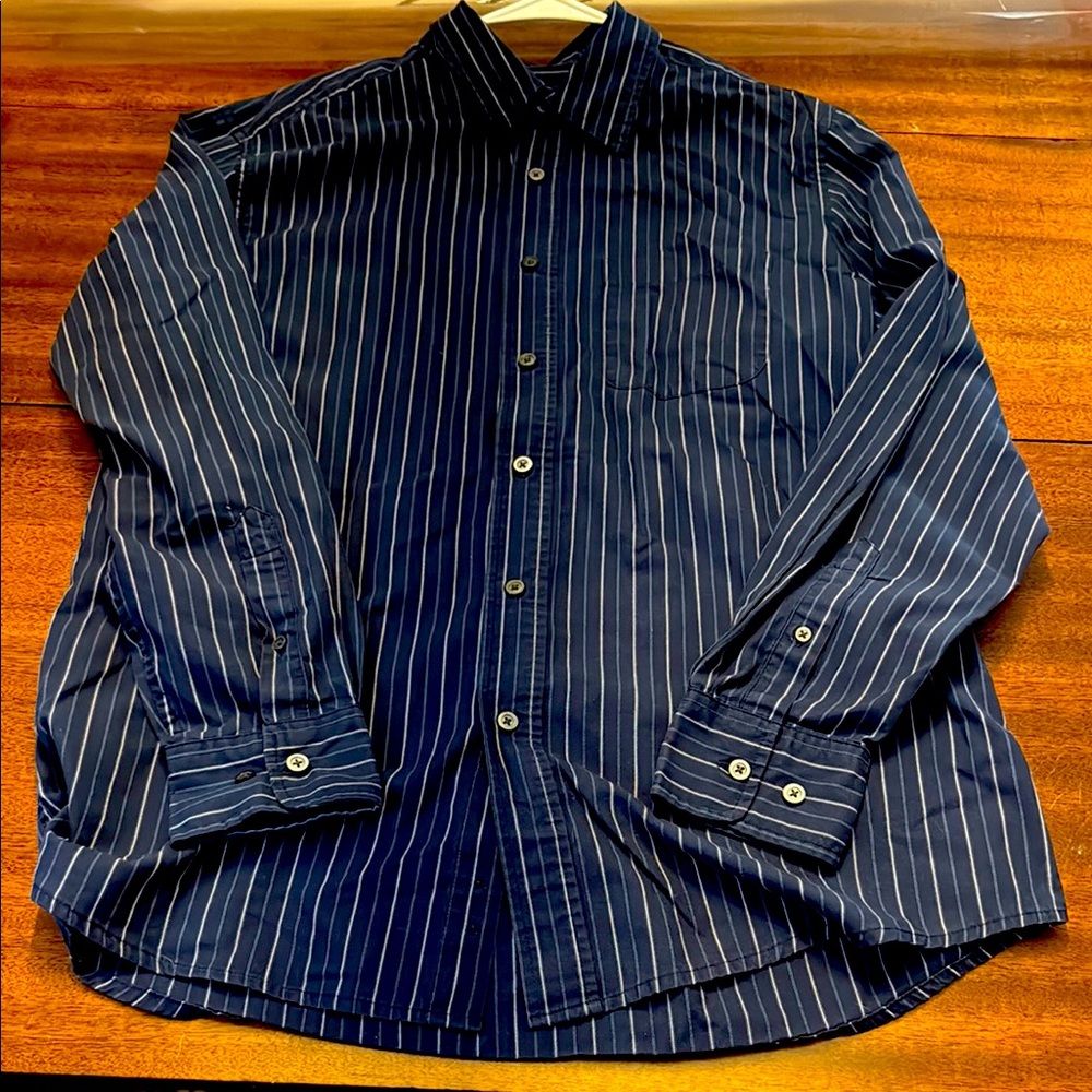 Covington Blue and White Casual Button Down Shirt